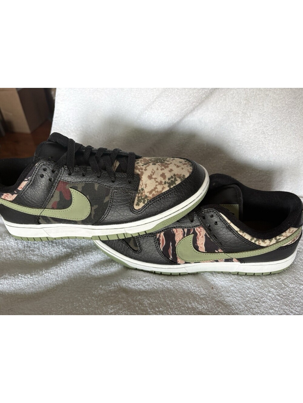 Size 9- Nike Dunk SE Low Black Multi-Camo
